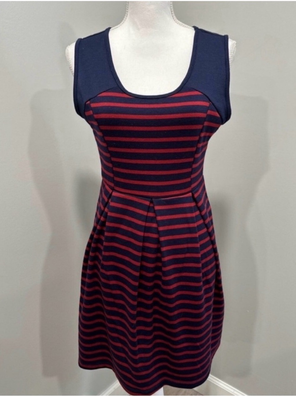 Just Ginger Dress Size Small